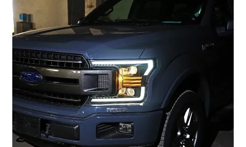 Фары проекторные галогеновые PRO Black для Ford F-150 XL/XLT 2018–2020, AlphaRex — фото 7