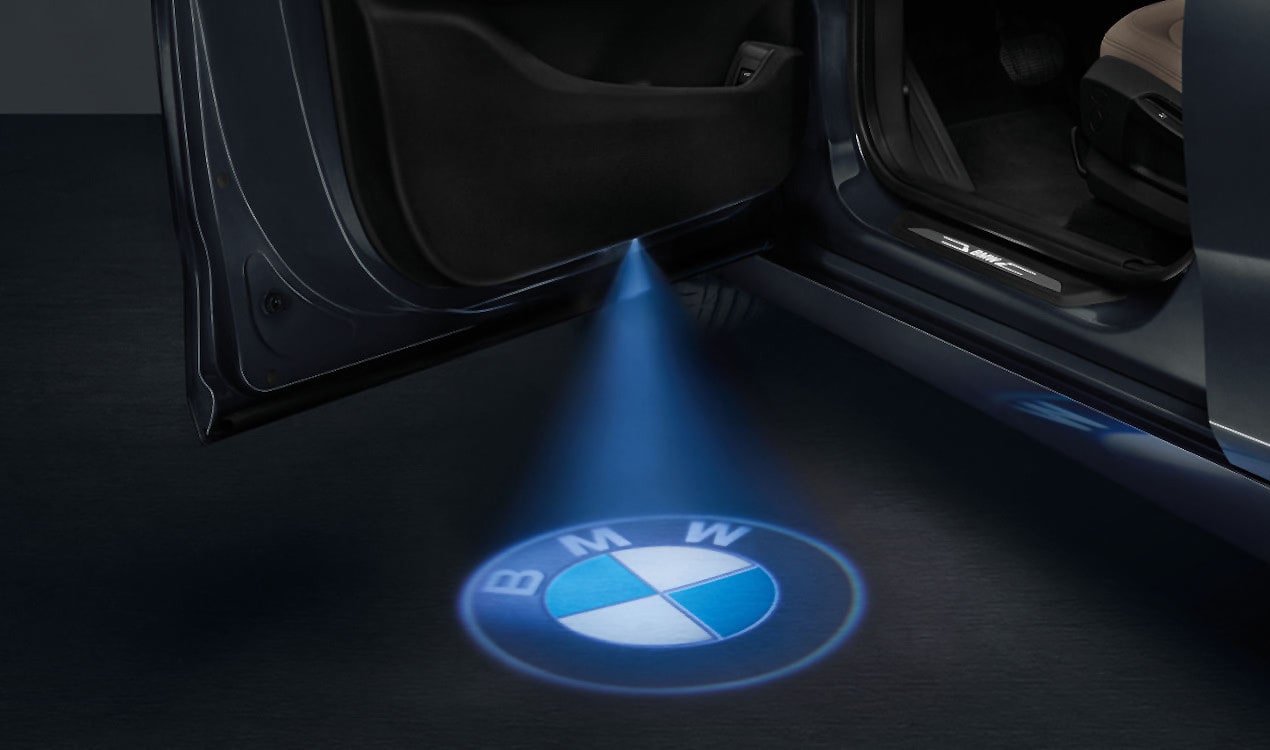 Комплект дверных LED-проекторов 50 мм с логотипами BMW и M, 2 шт., оригинал — фото 1