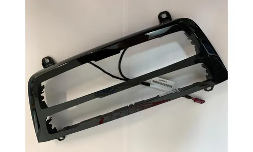 Рамка блока климат-контроля для BMW 3-й и 4-й серий F3x LCI, M3 F80 и M4 F82/F83, оригинал — фото 1
