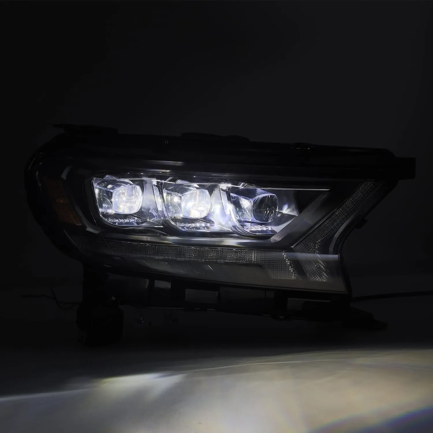 Фары проекторные светодиодные Alpha-Black NOVA для Ford Ranger 2019–2023, AlphaRex — фото 5