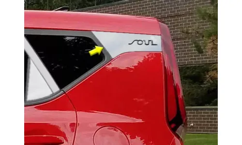 Хромированная отделка заднего стекла 2 шт. QAA нержавеющий акцент для Kia Soul 2020 — фото 1