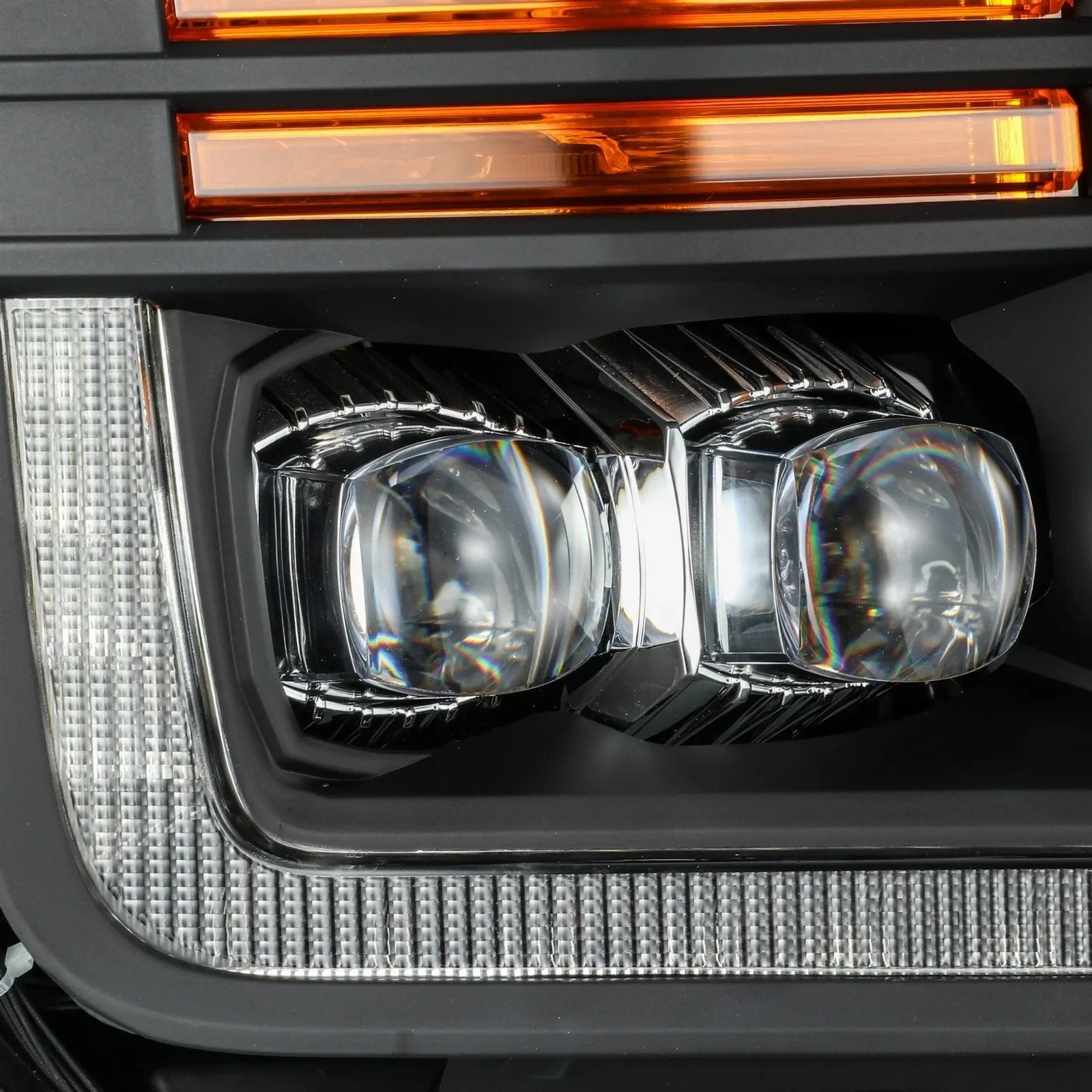 Фары проекторные светодиодные Black NOVA для Ford F-150 XL/XLT 2018–2020, AlphaRex — фото 5