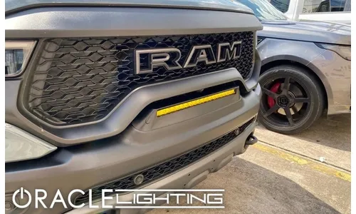 Светодиодная балка скрытой установки в бампер Dodge RAM 1500 TRX / RHO / Rebel, жёлтый свет, Oraclelights — фото 1