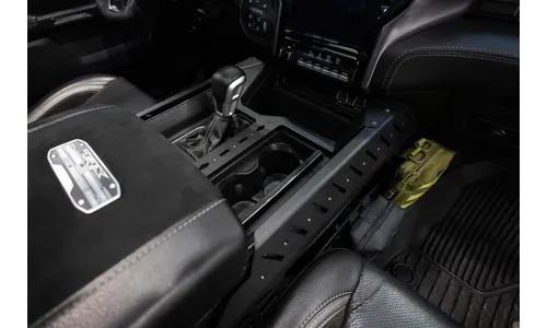 Панели MOLLE центральной консоли с мостиком для устройств, Dodge RAM 1500 TRX и RHO, Addictive Desert Designs — фото 3