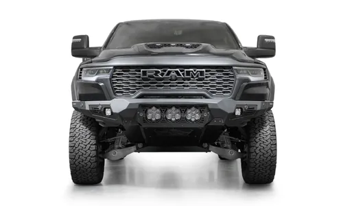 Передний силовой бампер Bomber для Dodge RAM 1500 RHO, под три фары Baja Designs LP6, Addictive Desert Designs — фото 2