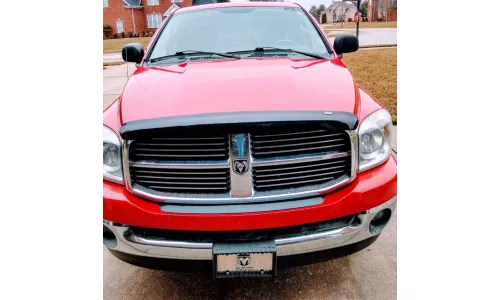 Защитный дефлектор капота BugFlector II для 06–08 Ram 1500 2500 3500 — фото 1