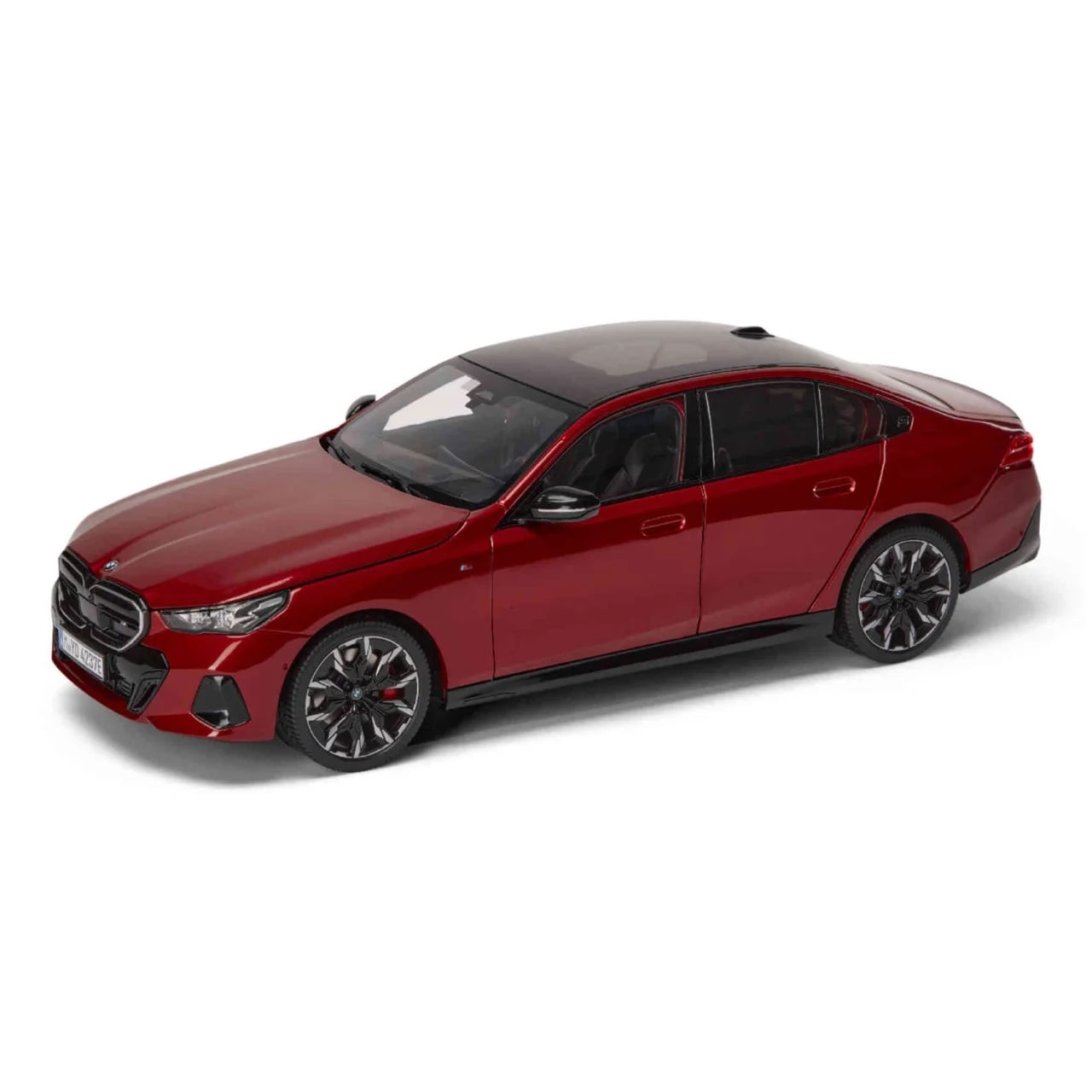 Модель автомобиля BMW i5 Limousine G60, 1:18, красный металлик, оригинал — фото 1