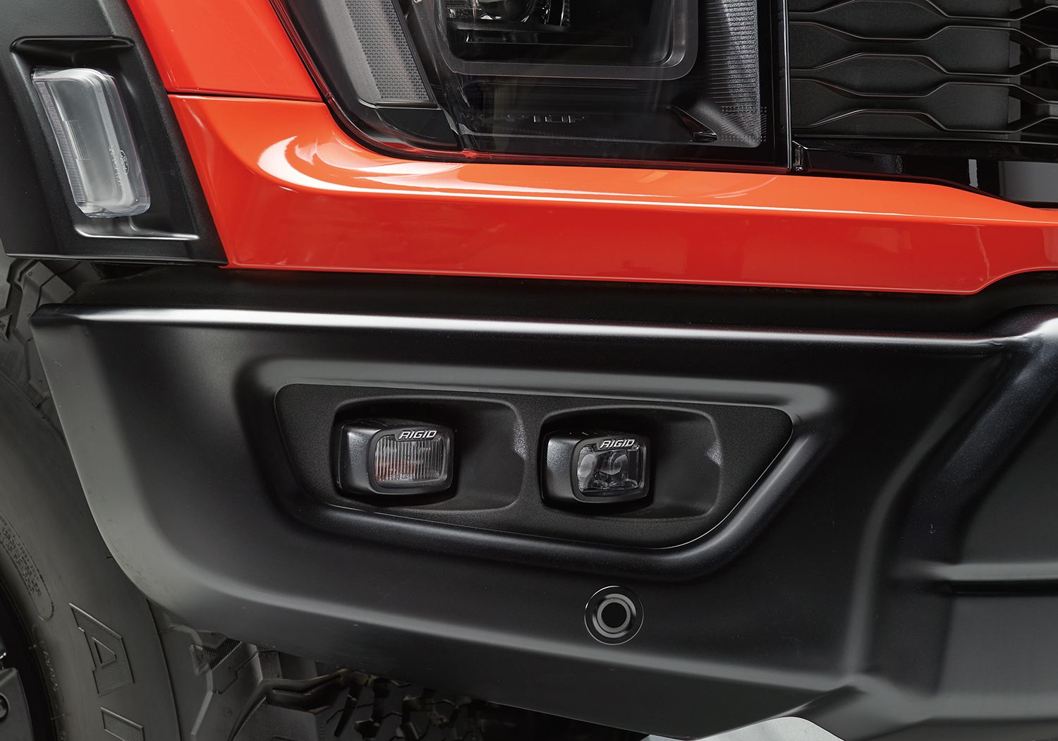 Запчасти для тюнинга Ford от Rigid® для F-150 Raptor и Ford Bronco Raptor: модернизация фар для бездорожья. — фото 4
