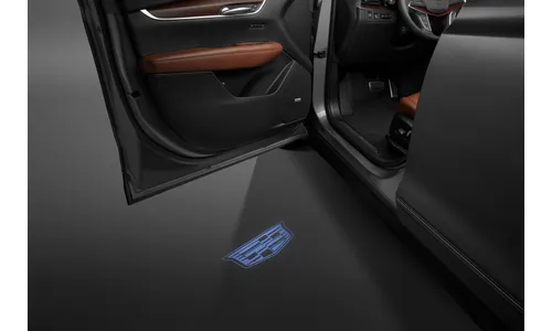 Проекционная подсветка зоны посадки для Cadillac XT5 I / XT6 I, GM — фото 1