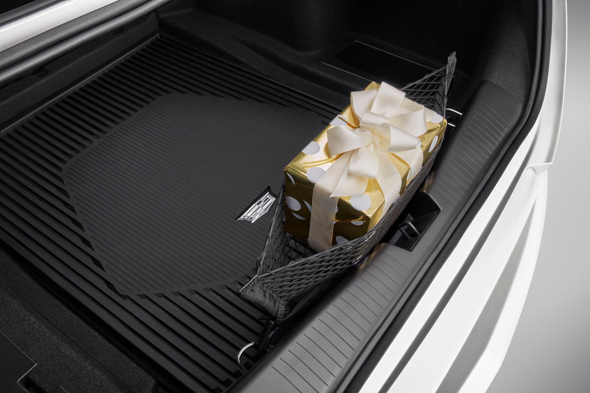 Вертикальная сетка багажника для Cadillac CT4 I, GM — фото 4