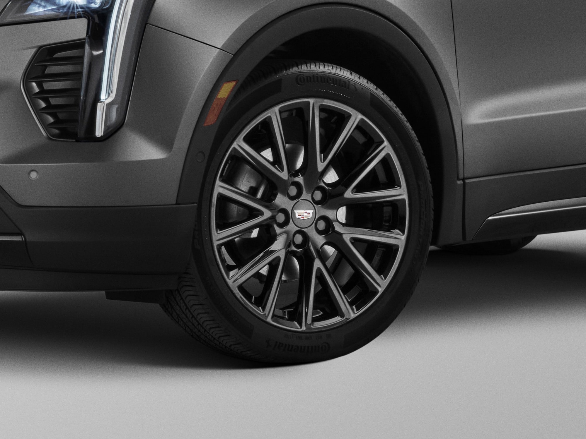 Колёсный диск 20×8,5 для Cadillac XT4 I, глянцевый чёрный, GM — фото 4