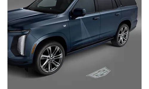 Проекционная подсветка зоны посадки для Cadillac Escalade / ESV V (2025–), V-Series, GM — фото 1