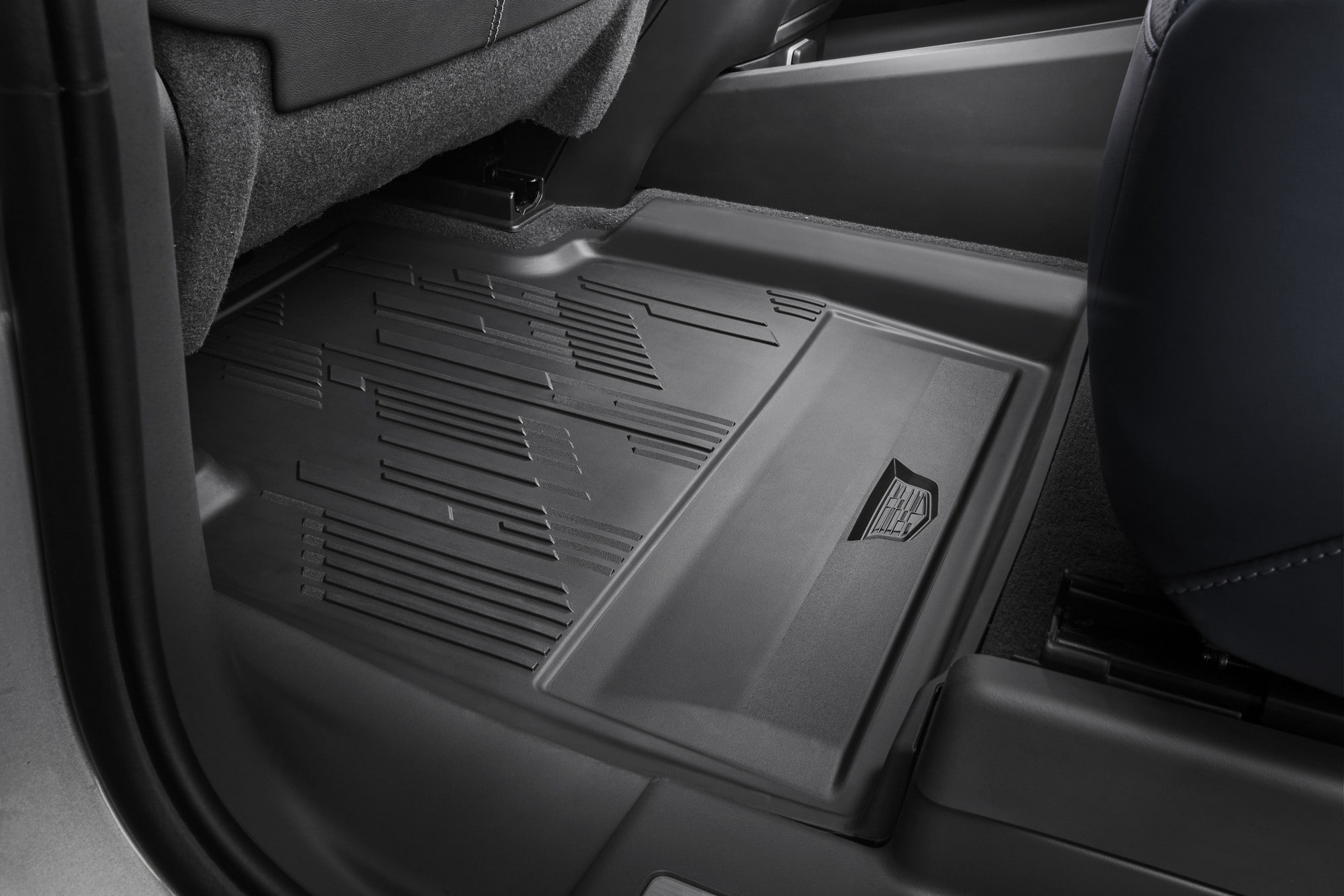 Объёмные коврики 1–3-го рядов для Cadillac Escalade IQ, чёрный Backen Black, Executive Seating, GM — фото 6