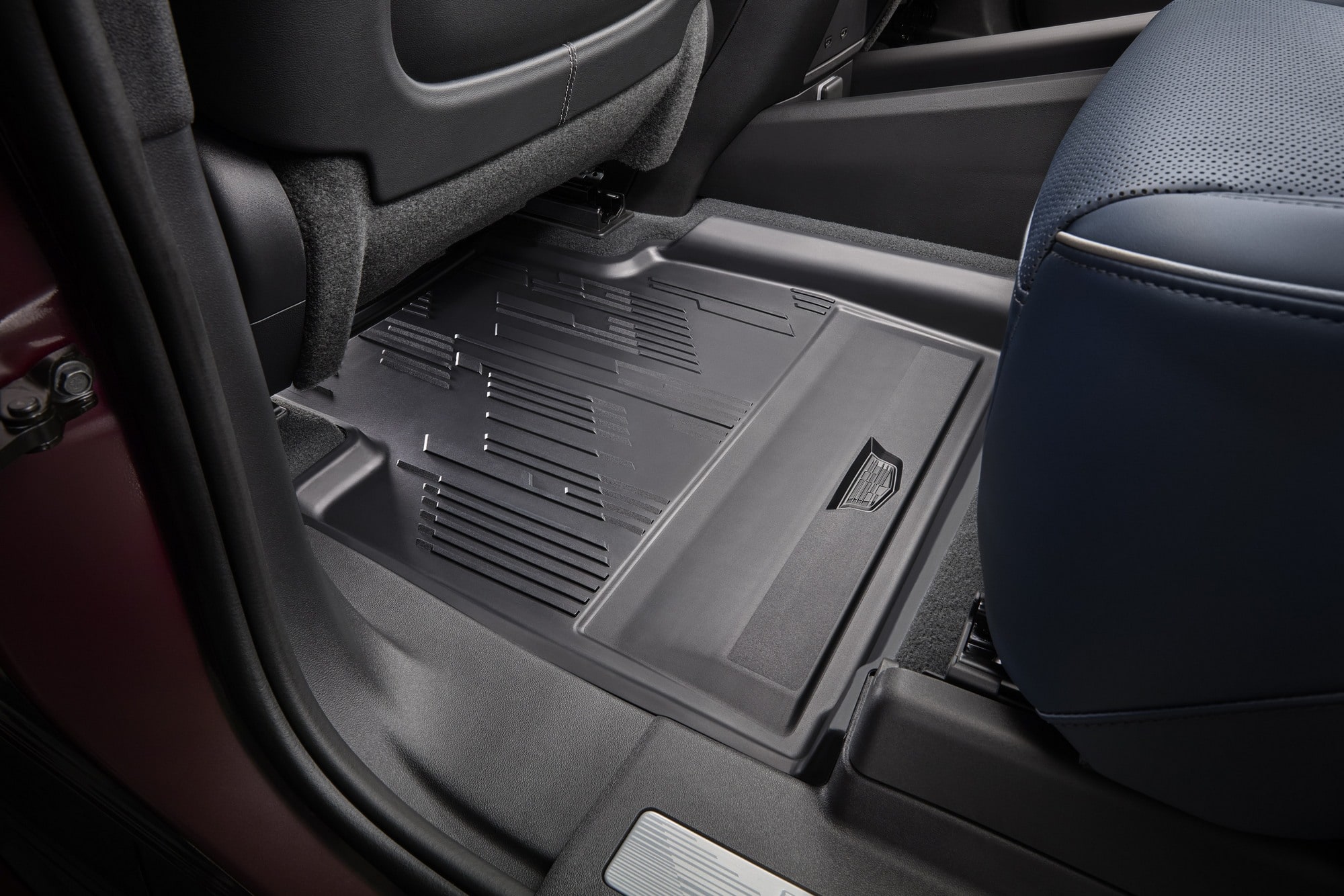 Объёмные коврики 1–3-го рядов для Cadillac Escalade IQL, чёрный Backen Black, Executive Seating, GM — фото 4