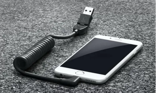 Провод зарядки Porsche USB - Micro USB, оригинал — фото 1