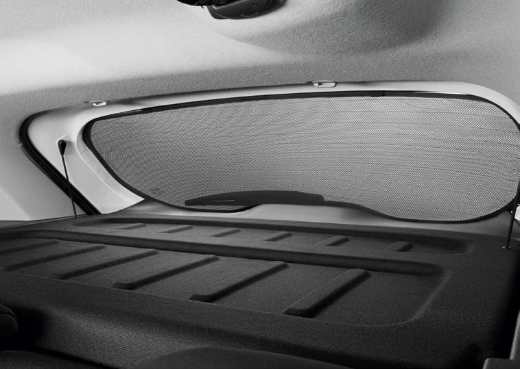 Солнцезащитная шторка Renault Koleos 2017-, заднее стекло, оригинал — фото 1