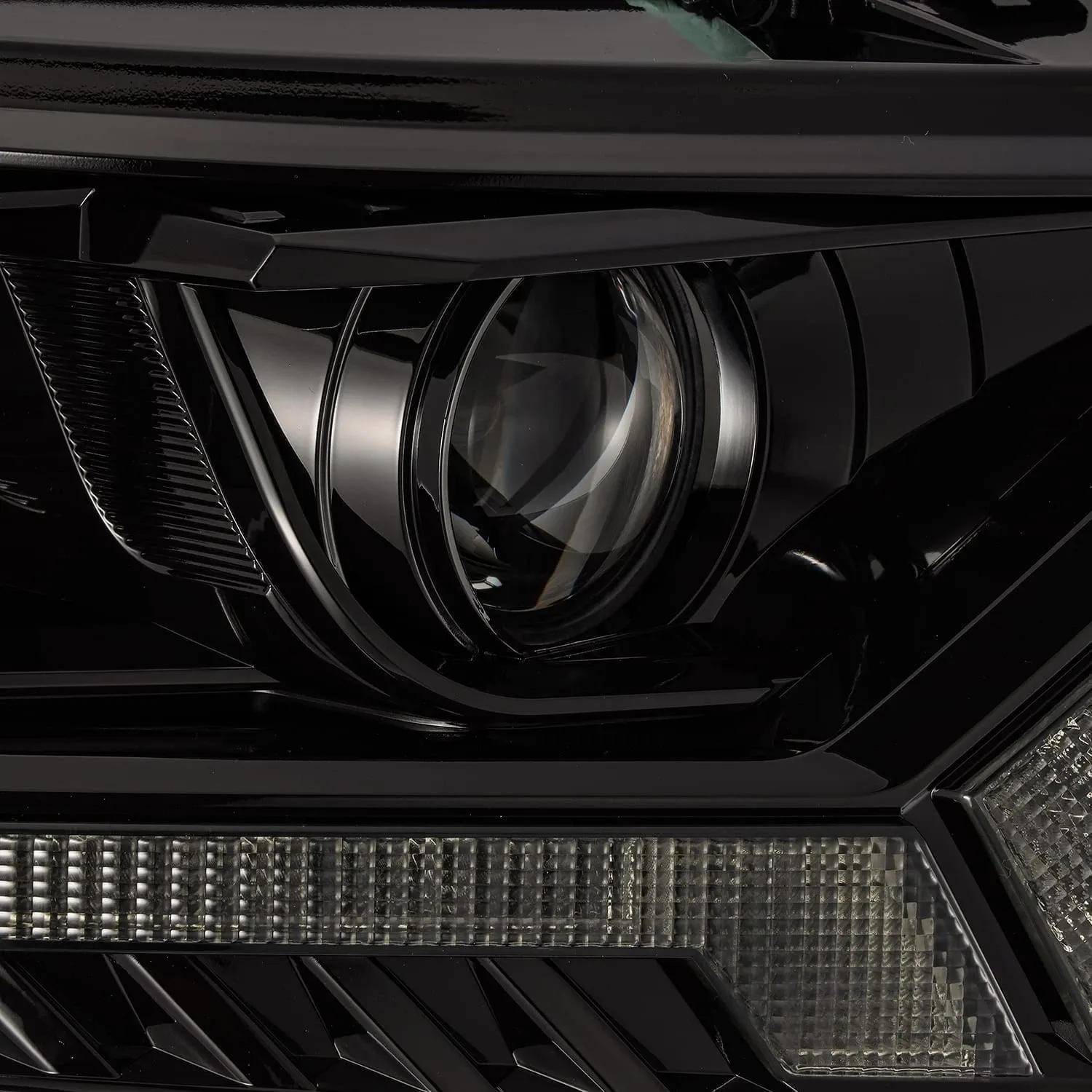 Фары светодиодные Alpha-Black LUXX для Ford Ranger XL/XLT 2019–2023, AlphaRex — фото 3