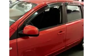 Дефлекторы боковых окон Nissan Note, 2005-2012, 4ч., темный / Ниссан Ноут — фото 1