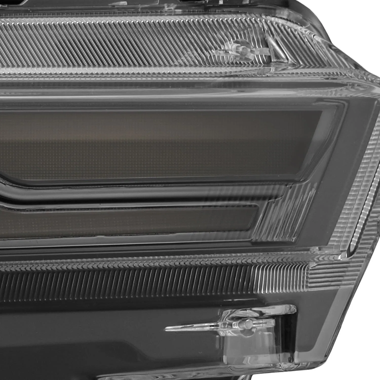 Фары проекторные светодиодные Alpha-Black NOVA для Ford Ranger 2024–2026, AlphaRex — фото 4