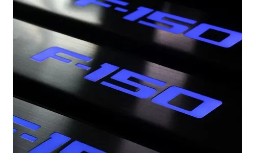 Накладки на пороги с подсветкой в салон Ford F150 Вариант 2 — фото 6