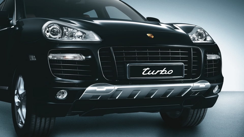 Декоративная накладка переднего бампера из нержавеющей стали для Porsche Cayenne 957 — фото 1