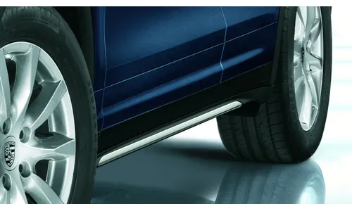 Алюминиевая декоративная накладка порога для Porsche Cayenne 958 E2 II — фото 1