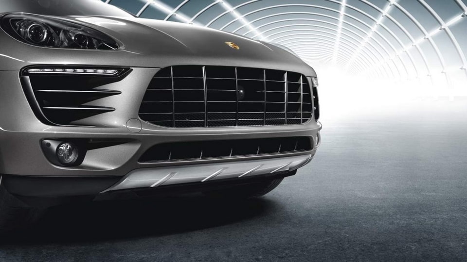 Декоративная накладка переднего бампера из нержавеющей стали для Porsche Cayenne 958 E2 II — фото 1