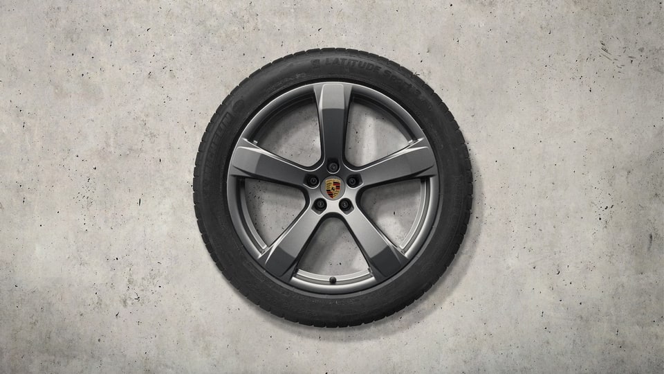 Комплект летних колёс 20 дюймов, дизайн Macan Sport, Platinum, сатиновый для Porsche Macan 95B (2021–) — фото 1