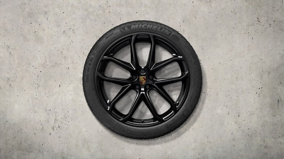 Комплект летних колёс 21 дюймов, дизайн GT Design, чёрный глянцевый для Porsche Macan 95B (2021–) — фото 1