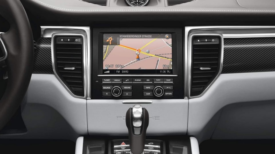PCM с навигацией, CD/DVD-чейнджером и диском 40 ГБ для Porsche Macan 95B — фото 1