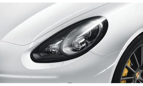 Чёрные светодиодные фары PDLS Plus для Porsche Panamera 970 рестайлинг — фото 1