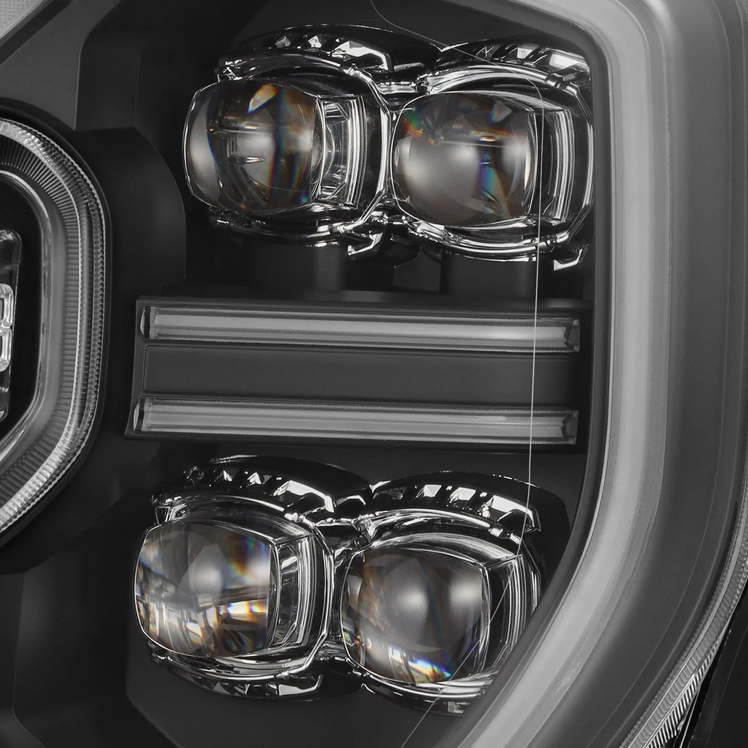 Фары проекторные светодиодные Black NOVA для Ford Ranger 2024–2026, AlphaRex — фото 2