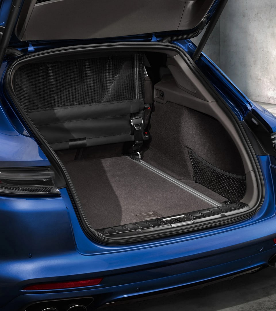 Разделительная сетка между салоном и багажником для Porsche Panamera 971 Sport Turismo, Panamera 971 рестайлинг Sport Turismo — фото 1