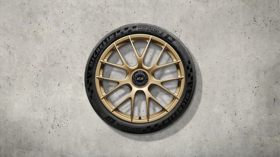 Комплект магниевых дисков 20/21 дюйм GT2 RS, золотистый Aurum, сатиновый для Porsche 911 991.2 — фото 1