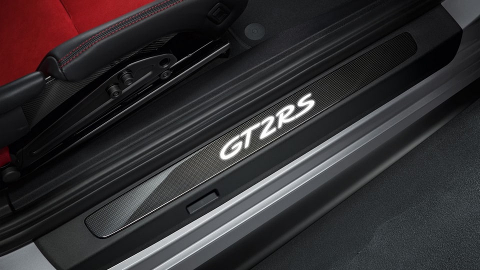 Карбоновые накладки порогов с подсветкой, «GT2 RS», 2 шт. для Porsche 911 991.2 GT2 RS — фото 1