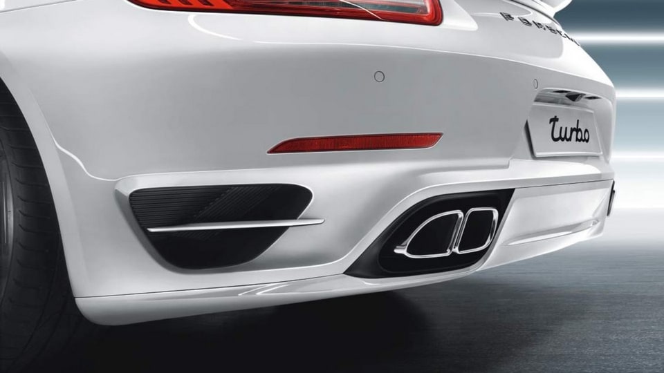 Нижняя часть заднего бампера под окраску для Porsche 911 991.1 Turbo — фото 1