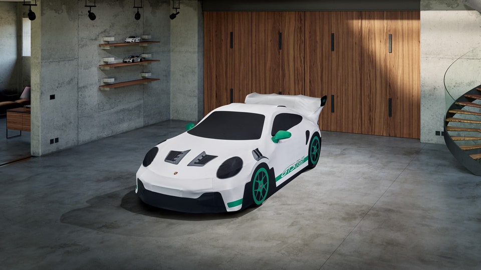 Гаражный чехол Tribute to Carrera RS для Porsche 911 992.1 GT3 RS — фото 1