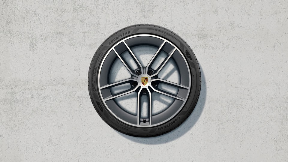 Комплект летних колёс 20/21 дюймов, Carrera Exclusive Design, Darksilver, сатиновый для Porsche 911 992.2 — фото 1