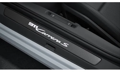 Накладки порогов с белой подсветкой, матовый карбон, Carrera S для Porsche 911 992.1, 911 992.2 — фото 1
