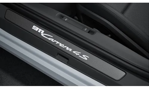 Накладки порогов с белой подсветкой, матовый карбон, Carrera 4S для Porsche 911 992.1, 911 992.2 — фото 1