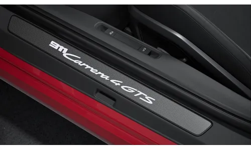 Накладки порогов с белой подсветкой, матовый карбон, 911 Carrera 4 GTS для Porsche 911 992.1, 911 992.2 — фото 1