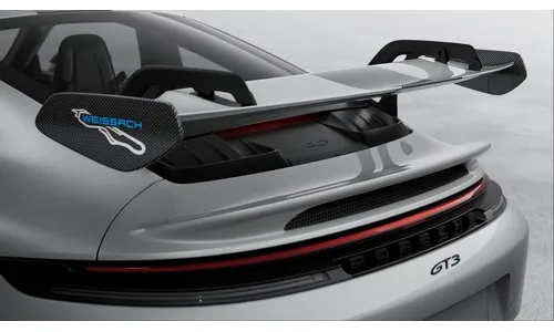 Цветной логотип Weissach для заднего крыла, голубой Arctic Blue для Porsche 911 992.2 GT3 — фото 1