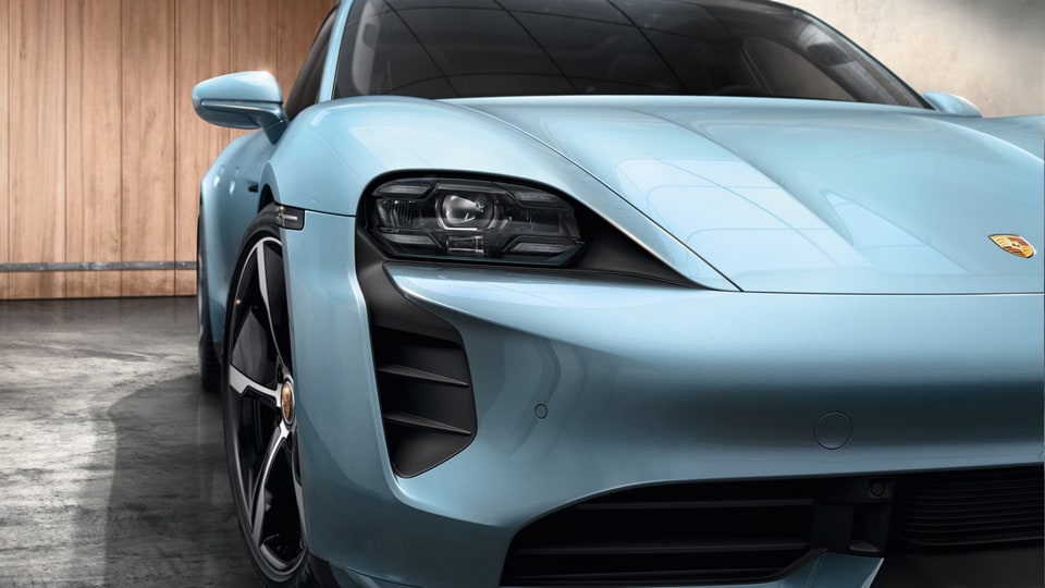 Затемнённые матричные LED-фары PDLS Plus для Porsche Taycan J1 — фото 1