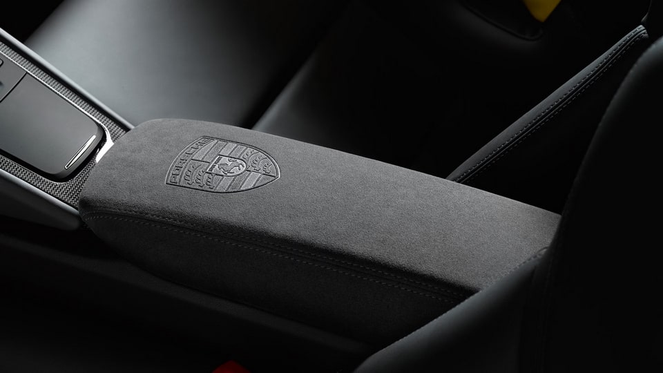 Крышка отсека центральной консоли Alcantara с гербом для Porsche Boxster/Cayman 982, 911 991.2 — фото 1