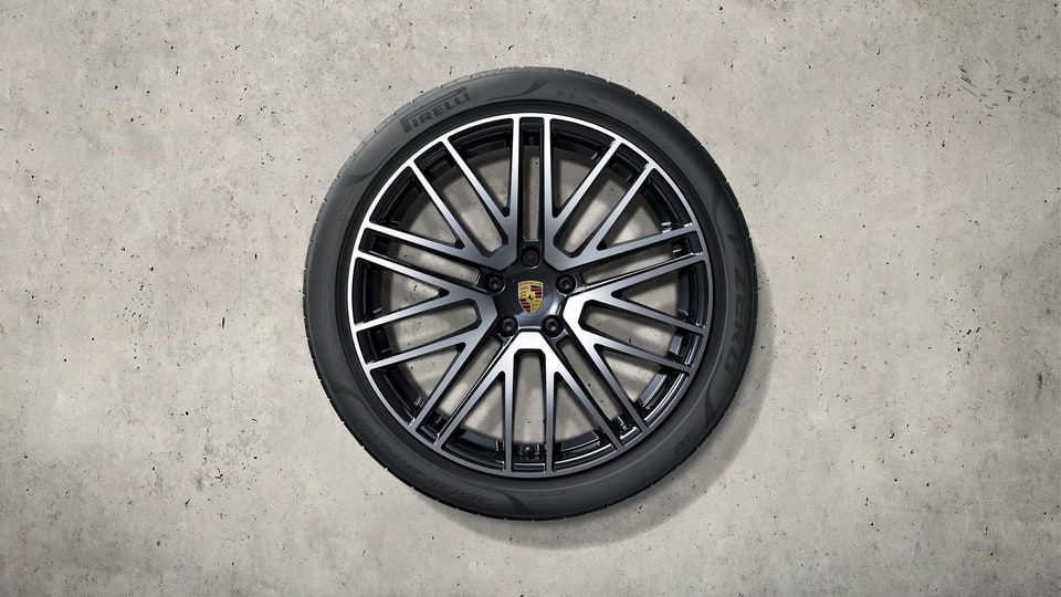 Комплект летних колёс 22 дюймов, дизайн 911 Turbo Design, чёрный глянцевый для Porsche Cayenne E3 II — фото 1