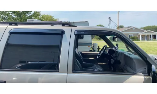 Дефлекторы окон AVS для 88-98 OBS Chevy и GMC Tahoe Yukon Crew — фото 1