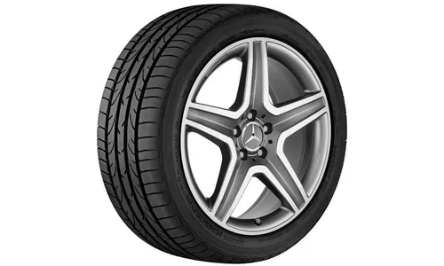 Колесный диск AMG 8J×19 ET43,5 для Mercedes-Benz GLA 156, передняя и задняя оси, титаново-серый, с алмазной проточкой, 5 спиц — фото 1