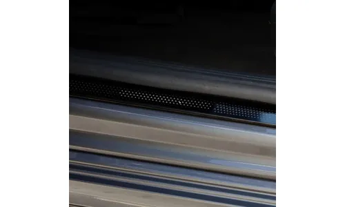 Сменные накладки передних порогов фирменный узор, черный, 2 шт., Mercedes-Benz A-class 177 — фото 2