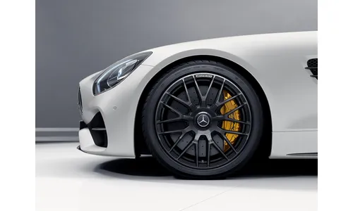 Колесный диск AMG 9J×19 ET61 для Mercedes-Benz AMG GT 190, передняя ось, черный, с алмазной проточкой, перекрестные спицы — фото 1