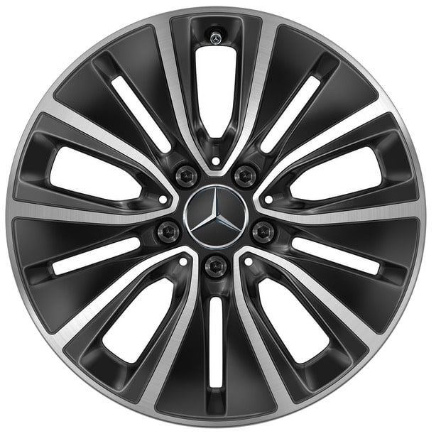 Колесный диск 7J×17 ET48,5 для Mercedes-Benz C-Class 205, передняя и задняя оси, черный, с алмазной проточкой, 5 декоративных отверстий — фото 1